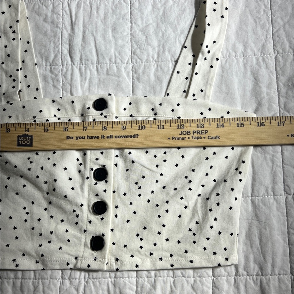 Forever‎ 21 black-and-white star crop top size medium 95% cotton 5% spandex NWOT - Picture 5 of 7